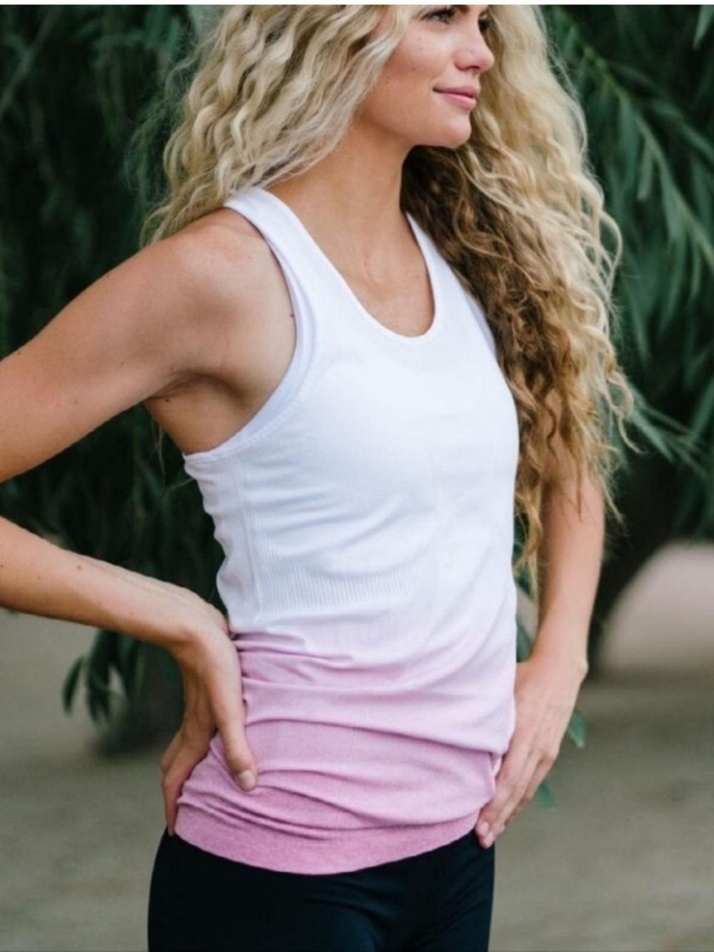 ZYIA Active Poppy Ombre Racerback Seamless Tank | Size Small